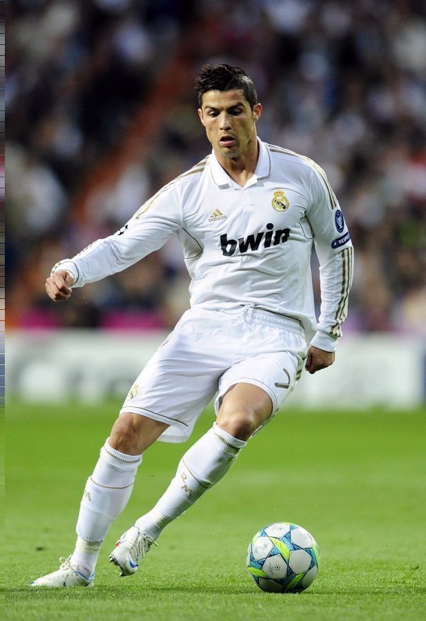 四川高校“人进球没进”当事人：校队教练，身体状态跟不上了