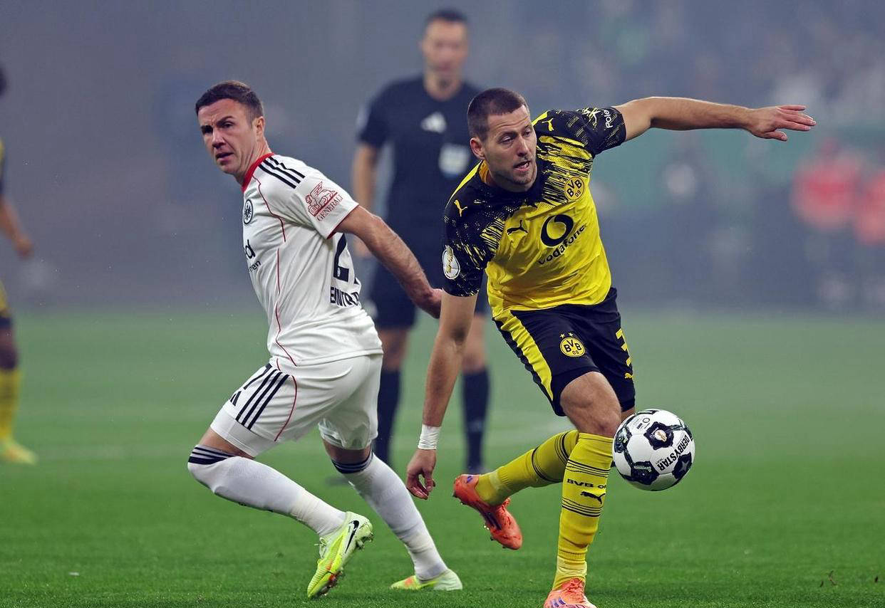 每体：若接受手术奥尔莫要缺阵4个月，因此巴萨选择保守治疗