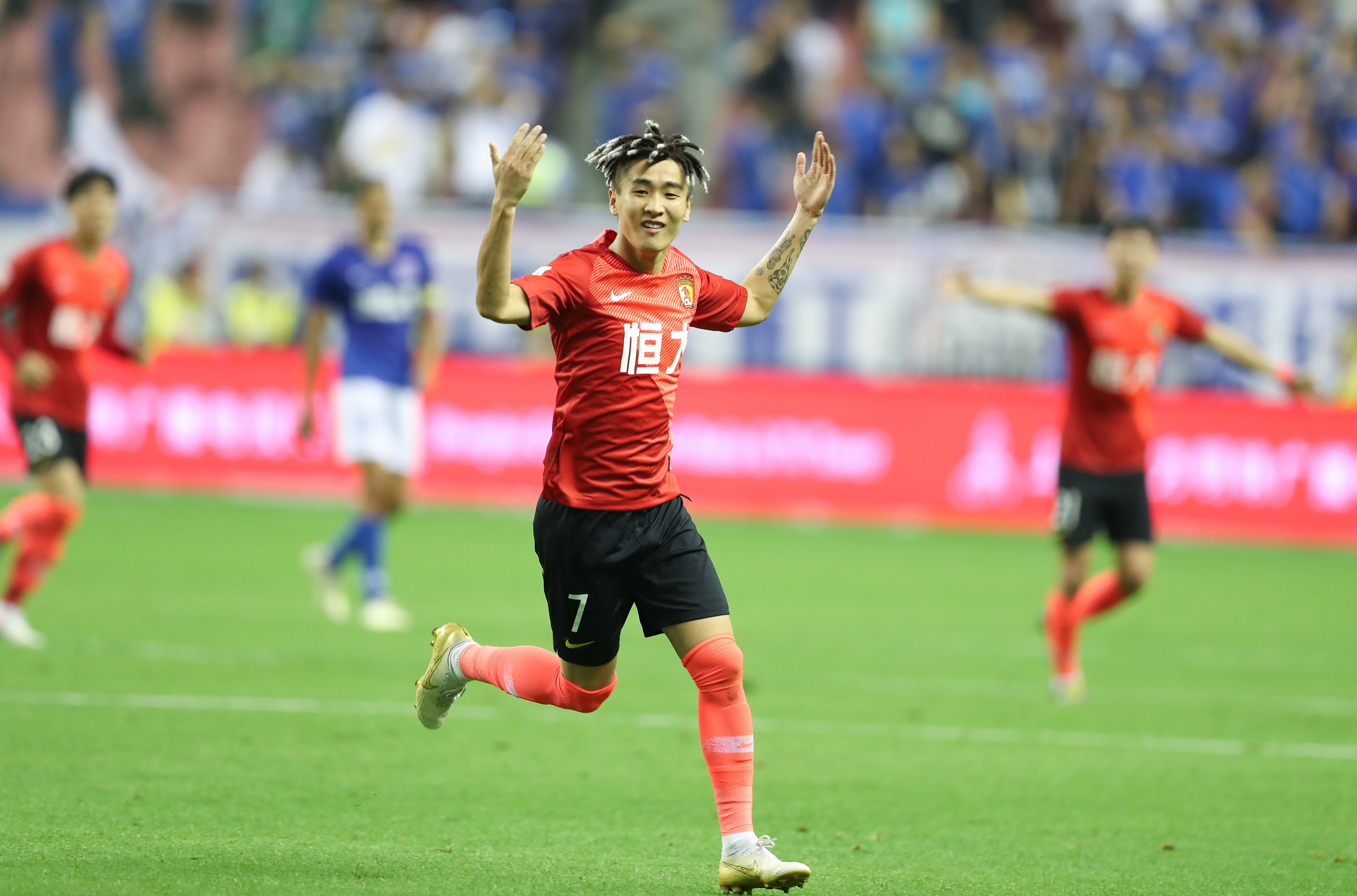 中国-西班牙商务论坛在成都举行，中足联理事长李克敏参加活动并发言