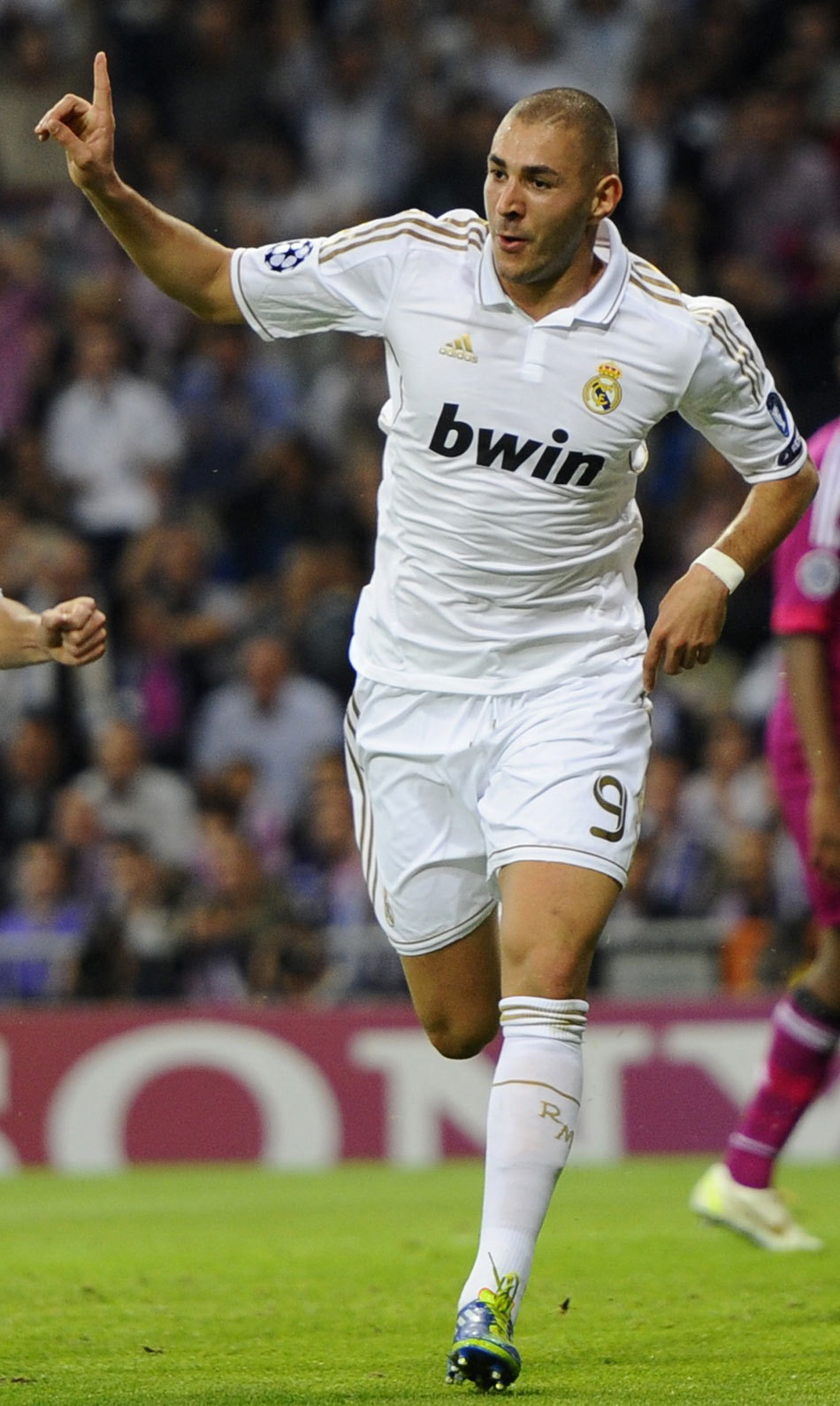 湖人伤病更新：詹姆斯确认今日可出战76人