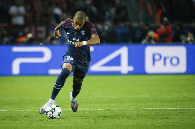 法国客战阿塞拜疆：埃基蒂克、恩昆库首发，舍瓦利耶出战